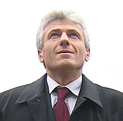 Глава администрации МО «Эжвинский район города Сыктывкара» Василий Гончаренко