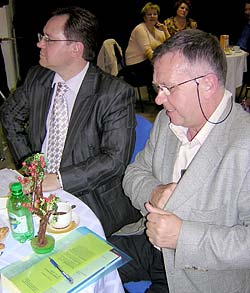   ()  2000 .       200 .