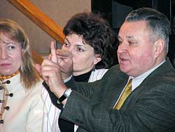 Юрий Пузаков показал, насколько написанное им либретто отличается от классического текста.