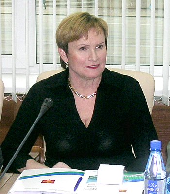 Галина Князева готова провести экспертизу сразу двух бюджетов: республиканского и Общественной палаты. Фото Андрея Влизкова.