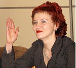 Елена Шабаршина лично проголосовала за свое избрание председателем Избиркома Коми. Фото Эрнеста Мезака.
