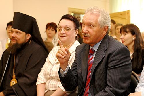 ..а владимир торлопов пообещал рассказать об этом президенту россии владимиру путину. фото кирилла затрутина.