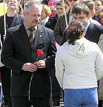 Председатель совета Сыктывкара Сергей Ивкин (слева) предпочитает женщин в возрасте до 35 лет. Фото «ЗЖ».