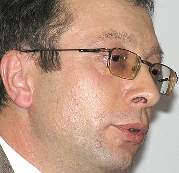 Юрий Гуров отрицает предъявленные ему обвинения. Фото Кирилла Затрутина.