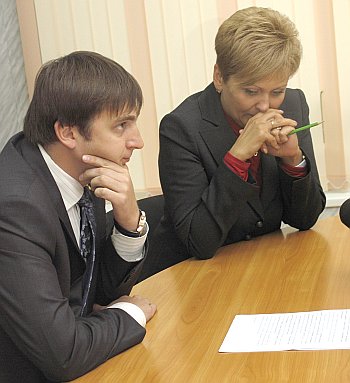 Роман Зенищев и Марина Истиховская вообразили, что любая кухарка способна писать законы. Фото