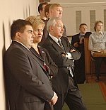 Фильм «План Путина» делегаты конференции «единороссов» больше слушали, чем смотрели. Фото Кирилла Затрутина.